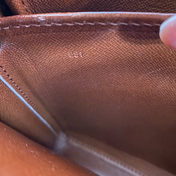 Authentic vintage Louis Vuitton monogram Cartouchiere GM - Picture 12 of 13